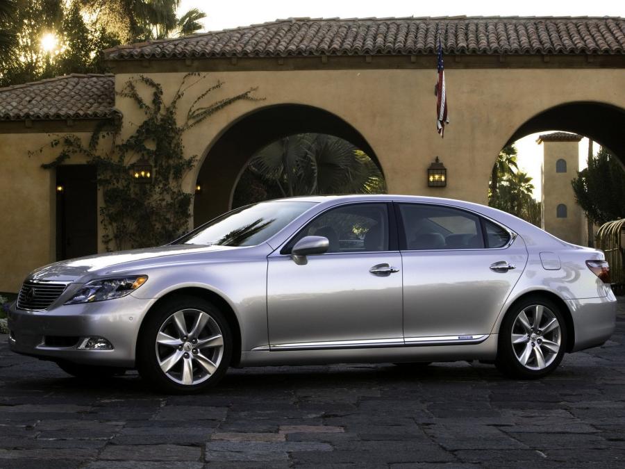  Lexus LS600h L 2007 года  (фото 189 из 224)